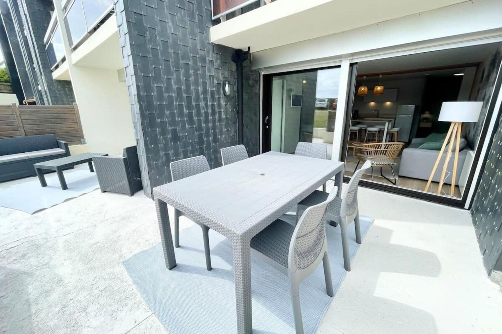 T3 Neuf Archi Cocooning Terrasse Face A La Mer Ploemeur Buitenkant foto