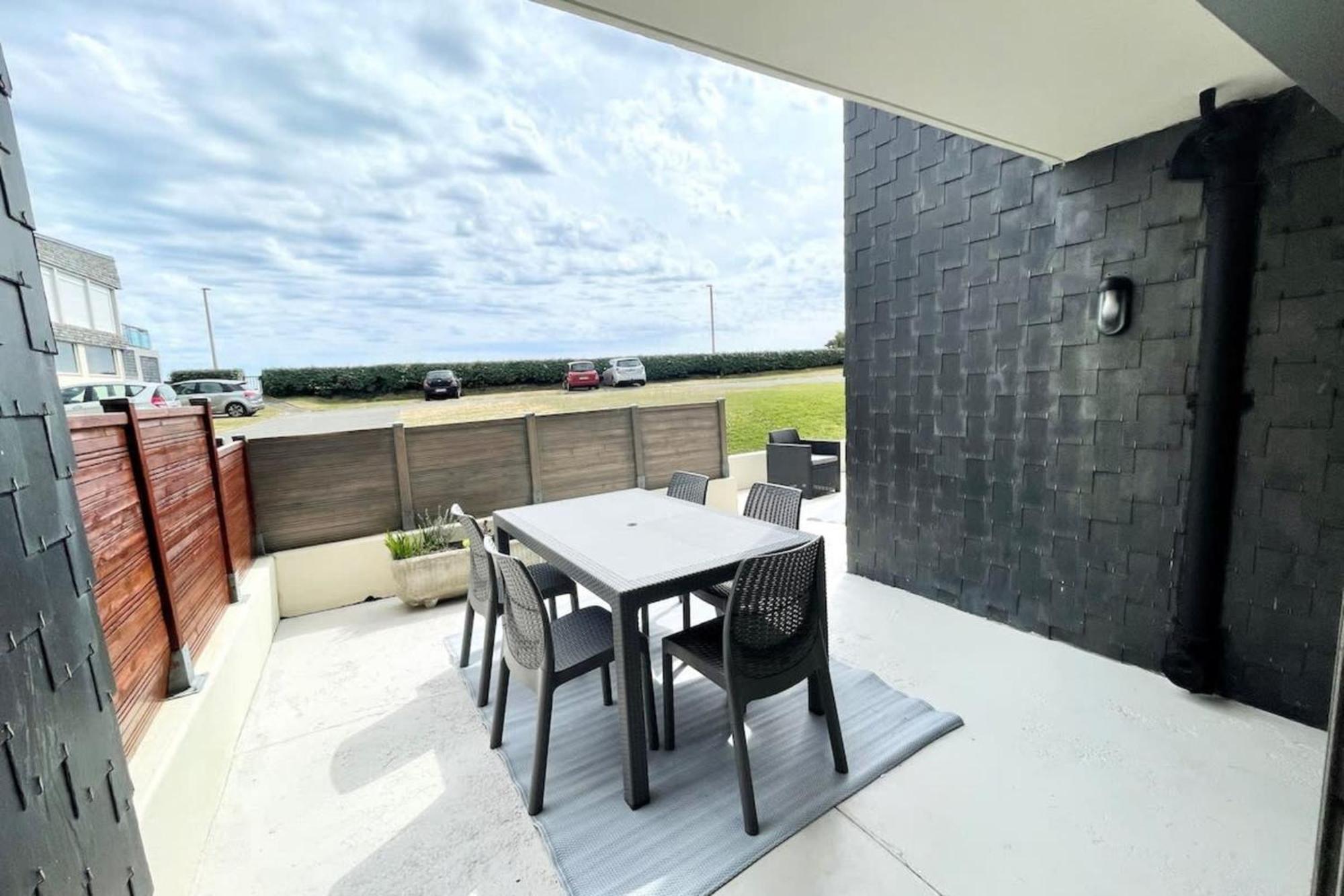 T3 Neuf Archi Cocooning Terrasse Face A La Mer Ploemeur Buitenkant foto